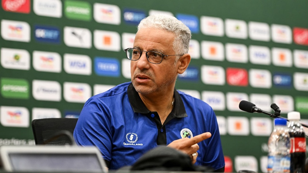 CAN 2023 : Adel Amrouche le sélectionneur de l’équipe nationale de la Tanzanie suspendu pour 08 matchs